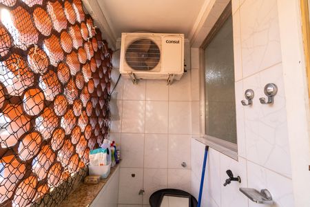 Apartamento à venda com 110m², 2 quartos e sem vaga Apartamento à venda com 110m², 2 quartos e sem vagaÁrea de Serviço