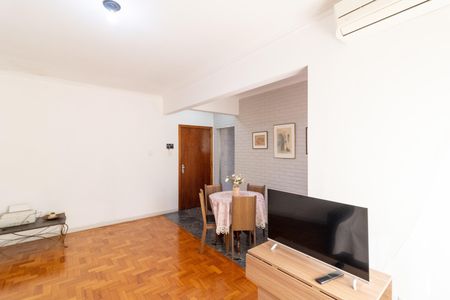 Apartamento à venda com 110m², 2 quartos e sem vaga Apartamento à venda com 110m², 2 quartos e sem vagaSala