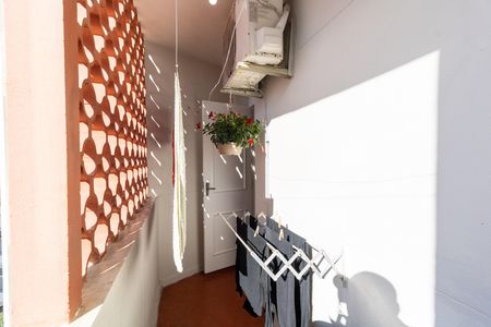 Apartamento à venda com 110m², 2 quartos e sem vaga Apartamento à venda com 110m², 2 quartos e sem vagaSacada