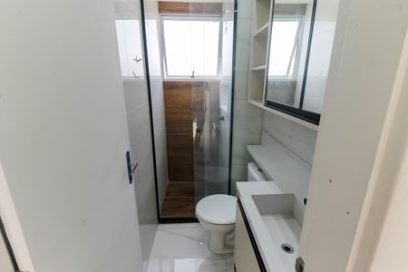 Apartamento à venda com 48m², 2 quartos e sem vaga Apartamento à venda com 48m², 2 quartos e sem vagaBanheiro