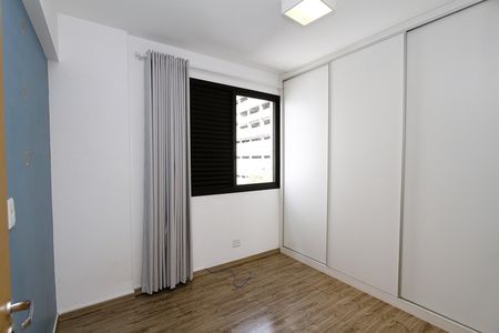 Quarto 2 de apartamento para alugar com 3 quartos, 80m² em Gutierrez, Belo Horizonte