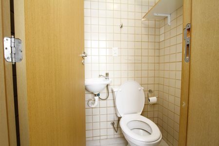 Apartamento para alugar com 80m², 3 quartos e 3 vagasBanheiro de serviço