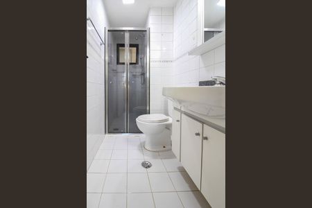 Apartamento à venda com 75m², 3 quartos e 2 vagas Apartamento à venda com 75m², 3 quartos e 2 vagasBanheiro
