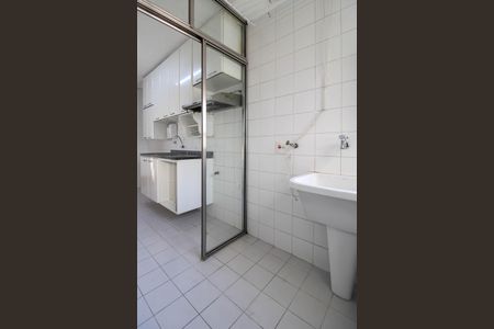 Apartamento à venda com 75m², 3 quartos e 2 vagas Apartamento à venda com 75m², 3 quartos e 2 vagasÁrea de Serviço
