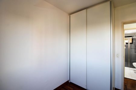 Apartamento à venda com 75m², 3 quartos e 2 vagas Apartamento à venda com 75m², 3 quartos e 2 vagasQuarto 1