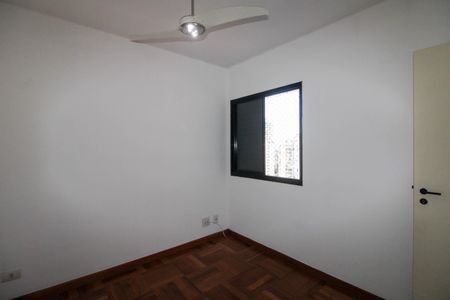 Apartamento à venda com 75m², 3 quartos e 2 vagas Apartamento à venda com 75m², 3 quartos e 2 vagasSuíte