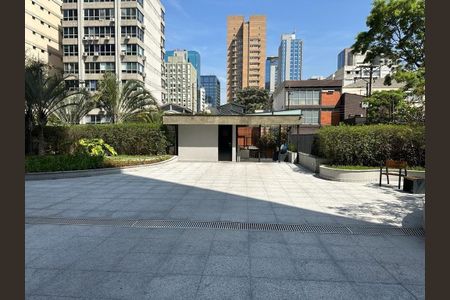 Apartamento para alugar com 131m², 2 quartos e 1 vaga