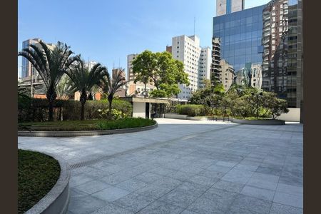 Apartamento para alugar com 131m², 2 quartos e 1 vaga