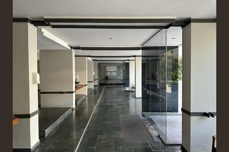 Apartamento para alugar com 131m², 2 quartos e 1 vaga