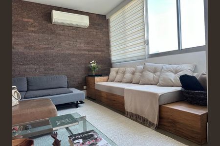 Apartamento para alugar com 131m², 2 quartos e 1 vaga