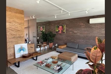 Apartamento para alugar com 131m², 2 quartos e 1 vaga