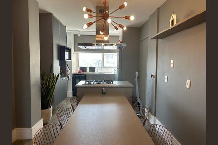 Apartamento para alugar com 131m², 2 quartos e 1 vaga