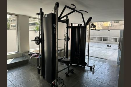 Apartamento para alugar com 131m², 2 quartos e 1 vaga