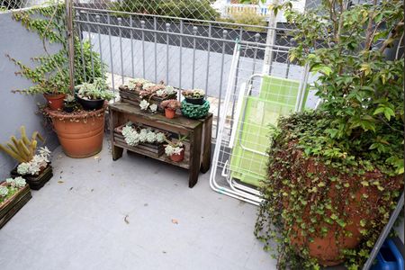 Casa para alugar com 140m², 2 quartos e 2 vagasVaranda da Suíte