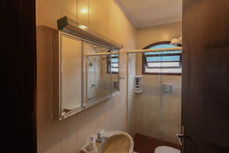 Casa à venda com 286m², 3 quartos e 3 vagas Casa à venda com 286m², 3 quartos e 3 vagasBanheiro