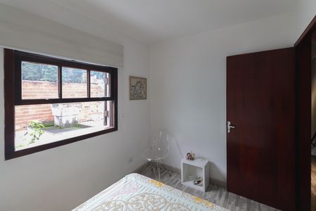 Casa à venda com 286m², 3 quartos e 3 vagas Casa à venda com 286m², 3 quartos e 3 vagasQuarto