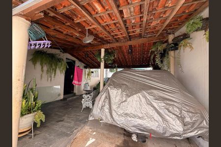 Casa para alugar com 180m², 4 quartos e 10 vagasFoto 02