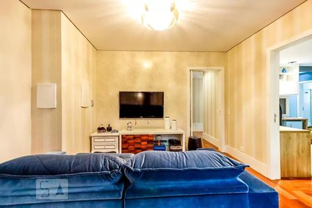 Casa de condomínio à venda com 600m², 4 quartos e 4 vagas Casa de condomínio à venda com 600m², 4 quartos e 4 vagasSala