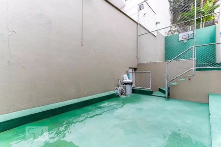 Casa de condomínio à venda com 600m², 4 quartos e 4 vagas Casa de condomínio à venda com 600m², 4 quartos e 4 vagasQuadra Esportiva