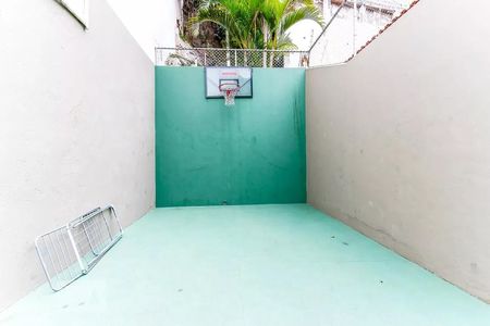 Casa de condomínio à venda com 600m², 4 quartos e 4 vagas Casa de condomínio à venda com 600m², 4 quartos e 4 vagasQuadra Esportiva