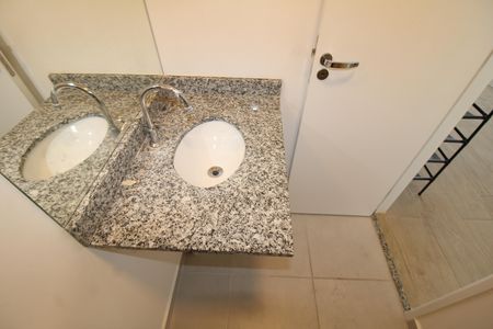 Apartamento à venda com 27m², 1 quarto e sem vagaBanheiro