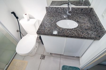 Apartamento para alugar com 38m², 2 quartos e sem vaga Apartamento para alugar com 38m², 2 quartos e sem vagaBanheiro