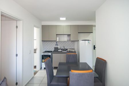 Sala / Cozinha de apartamento para alugar com 2 quartos, 38m² em Bela Vista, São Paulo