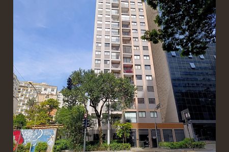 Apartamento à venda com 37m², 1 quarto e sem vaga Apartamento à venda com 37m², 1 quarto e sem vagaFachada