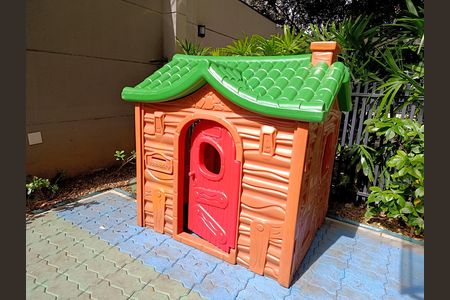 Apartamento à venda com 37m², 1 quarto e sem vaga Apartamento à venda com 37m², 1 quarto e sem vagaPlayground