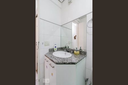 Apartamento à venda com 69m², 2 quartos e 1 vagaBanheiro