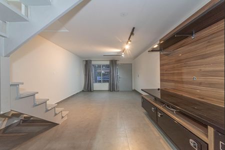 Sala de casa à venda com 2 quartos, 85m² em Santo Amaro, São Paulo