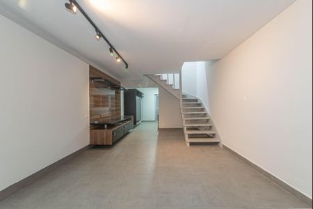 Casa à venda com 85m², 2 quartos e 1 vaga Casa à venda com 85m², 2 quartos e 1 vagaSala