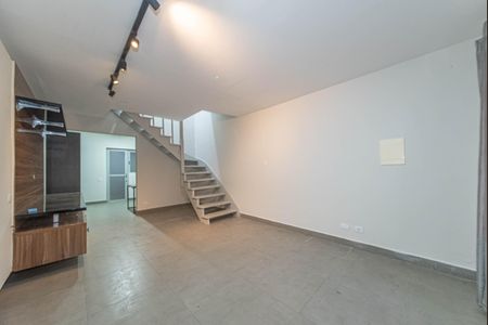 Casa à venda com 85m², 2 quartos e 1 vaga Casa à venda com 85m², 2 quartos e 1 vagaSala