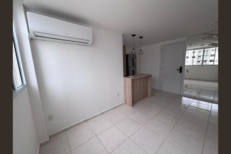 Apartamento para alugar com 48m², 2 quartos e 1 vaga Apartamento para alugar com 48m², 2 quartos e 1 vagaSala