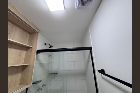 Banheiro do Quarto 1 de apartamento para alugar com 2 quartos, 48m² em Barra da Tijuca, Rio de Janeiro