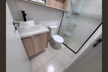 Apartamento para alugar com 48m², 2 quartos e 1 vaga Apartamento para alugar com 48m², 2 quartos e 1 vagaBanheiro do Quarto 1