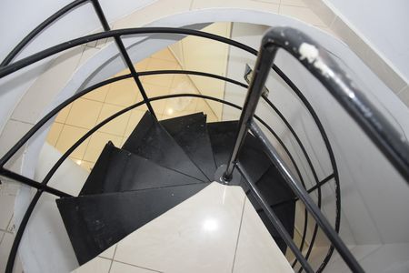 Apartamento para alugar com 90m², 3 quartos e 1 vagaEscada