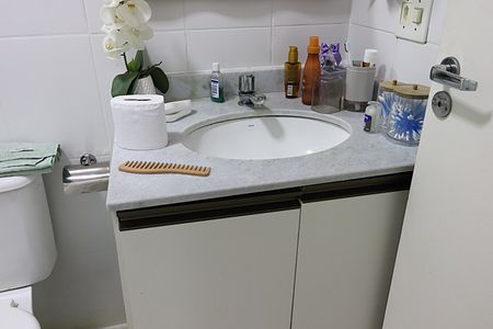 Apartamento para alugar com 48m², 2 quartos e 1 vagaBanheiro 
