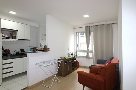 Sala de apartamento à venda com 2 quartos, 48m² em Passo das Pedras, Porto Alegre