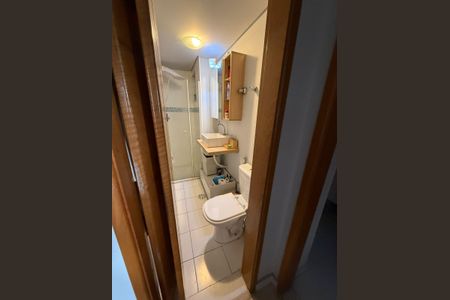 Apartamento à venda com 48m², 2 quartos e 1 vaga Apartamento à venda com 48m², 2 quartos e 1 vagaBanheiro