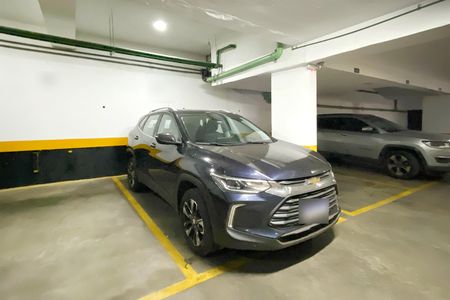 Apartamento à venda com 85m², 3 quartos e 2 vagas Apartamento à venda com 85m², 3 quartos e 2 vagasVaga