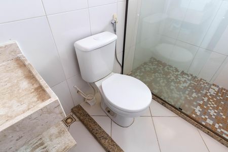 Casa para alugar com 320m², 4 quartos e 2 vagas Casa para alugar com 320m², 4 quartos e 2 vagasBanheiro 1
