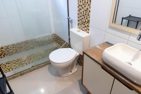 Casa para alugar com 320m², 4 quartos e 2 vagas Casa para alugar com 320m², 4 quartos e 2 vagasBanheiro 2