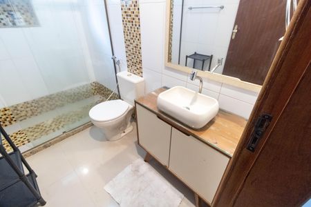 Casa para alugar com 320m², 4 quartos e 2 vagas Casa para alugar com 320m², 4 quartos e 2 vagasBanheiro 2