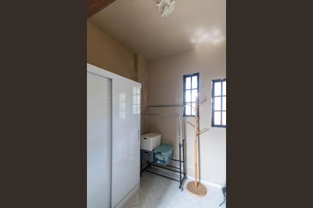 Casa para alugar com 320m², 4 quartos e 2 vagas Casa para alugar com 320m², 4 quartos e 2 vagasCloset do quarto 3