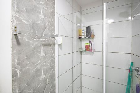 Apartamento à venda com 40m², 2 quartos e sem vaga Apartamento à venda com 40m², 2 quartos e sem vagaBanheiro