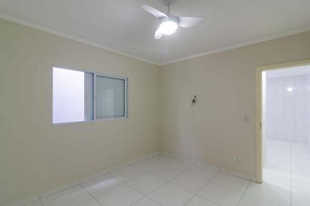 Quarto de casa para alugar com 1 quarto, 32m² em Jardim Niteroi, São Paulo