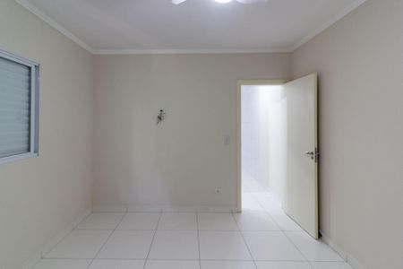 Casa para alugar com 32m², 1 quarto e sem vaga Casa para alugar com 32m², 1 quarto e sem vagaQuarto