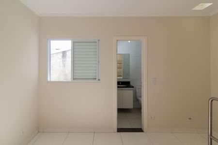 Suíte de casa para alugar com 1 quarto, 33m² em Jardim Niteroi, São Paulo