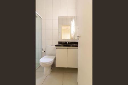 Casa para alugar com 33m², 1 quarto e sem vaga Casa para alugar com 33m², 1 quarto e sem vagaBanheiro Suíte